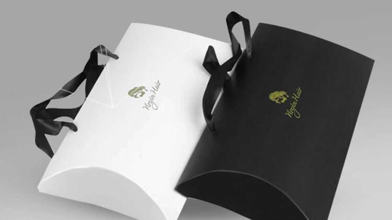 Pillow Boxes with Handles: A Few Attractive and Fashionable Designs